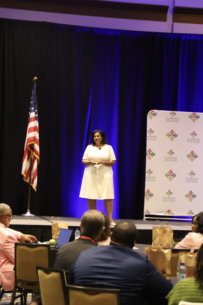 Lesley Bruinton presents at the AASB Fall Conference in Montgomery, Ala.